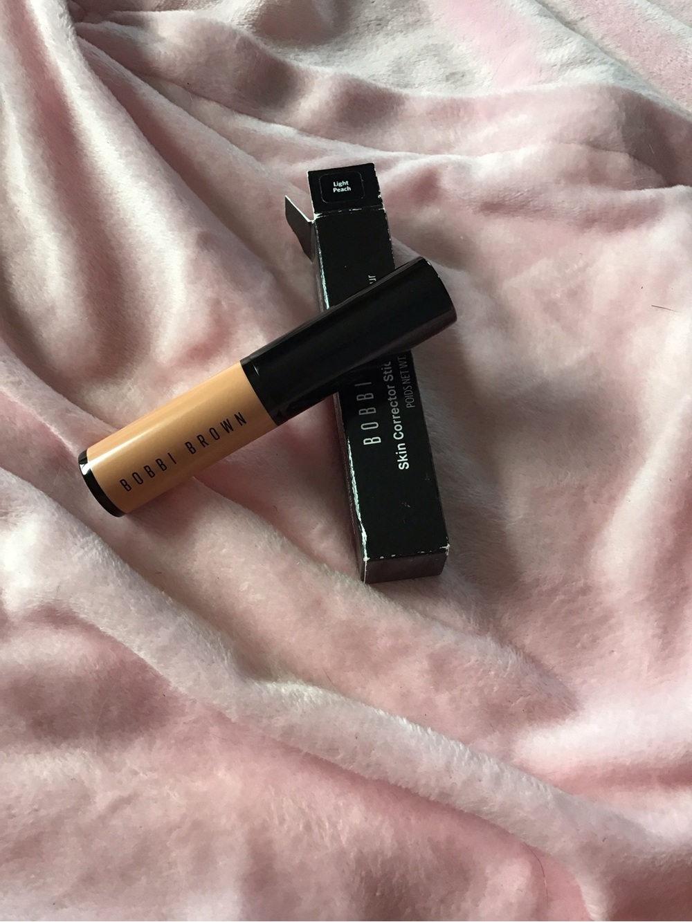 NIB Bobbi Brown Light Peach Skin Corrector Stick Concealer